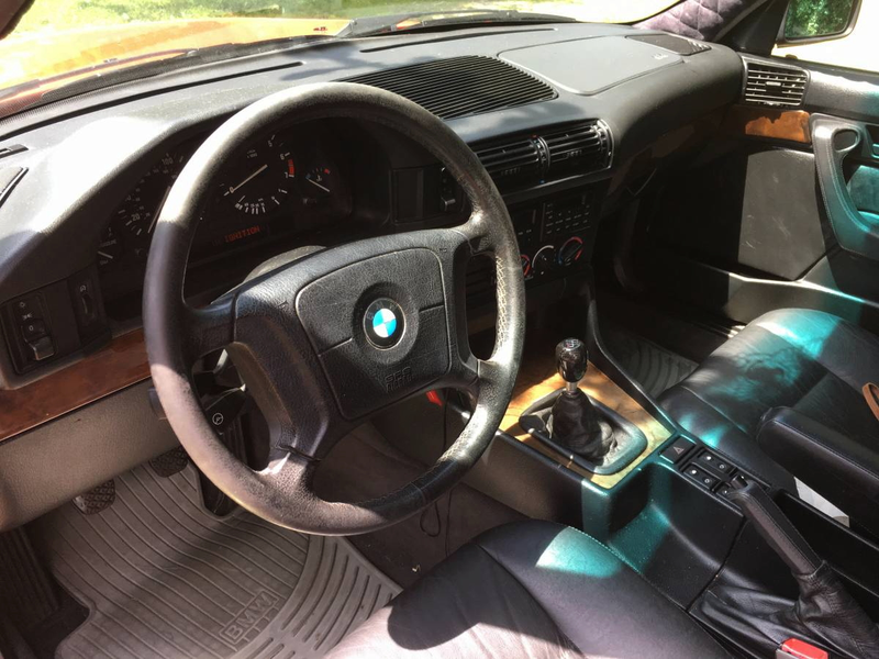 Illustration for article titled For $4,000, Could This 1995 BMW 530iT Make It A Wrap?